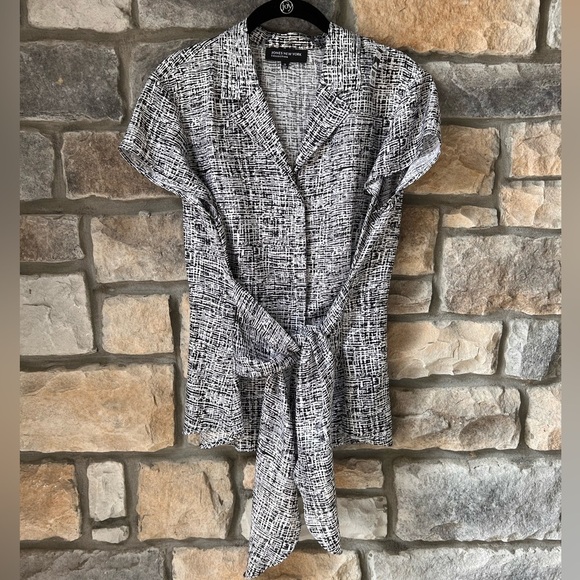 Jones New York 100% Silk Printed Tie Blouse Sz 12 - Picture 1 of 8